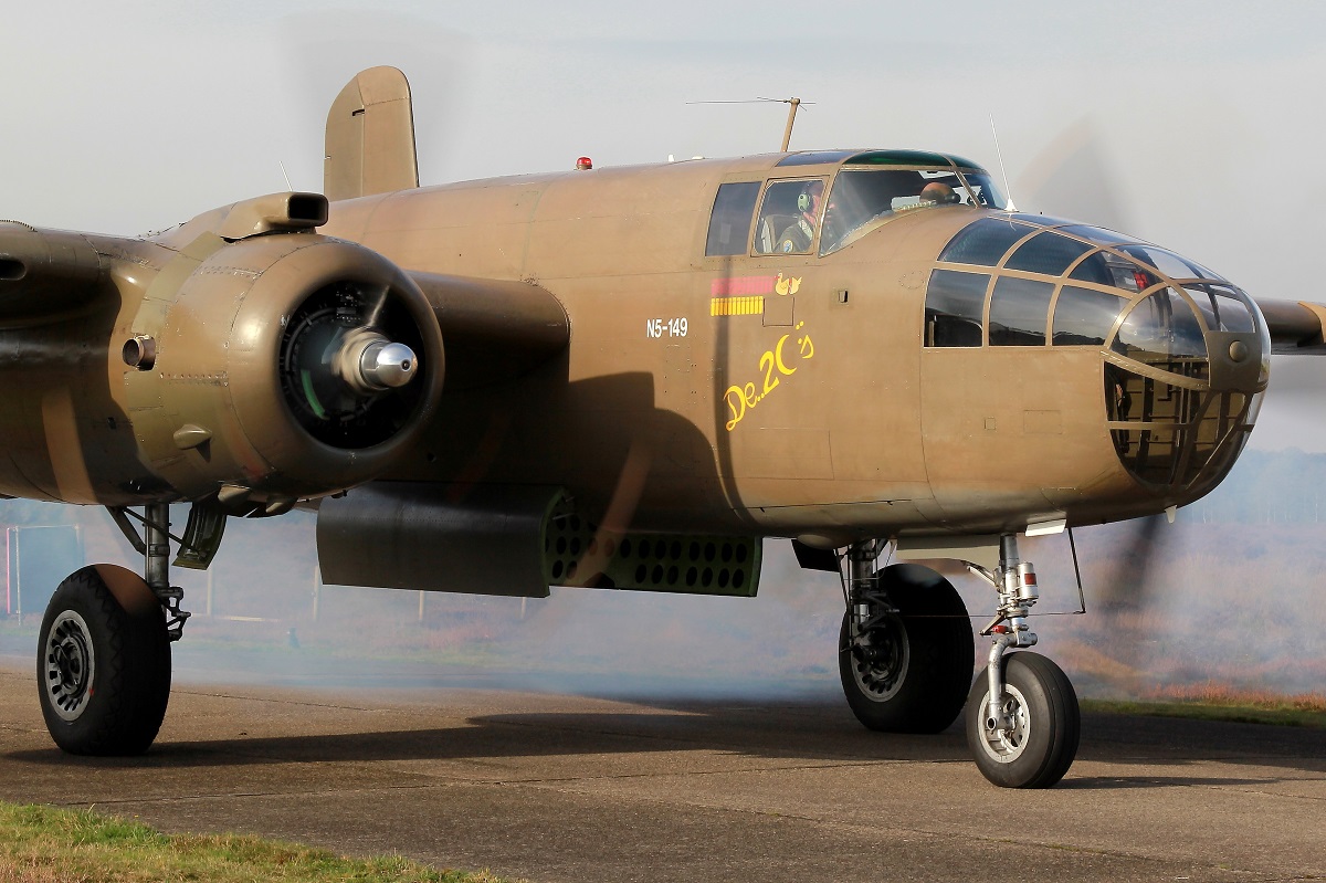B-25-foto1